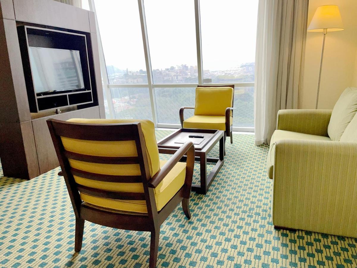 Courtyard By Marriott Guayaquil Hotel Kültér fotó